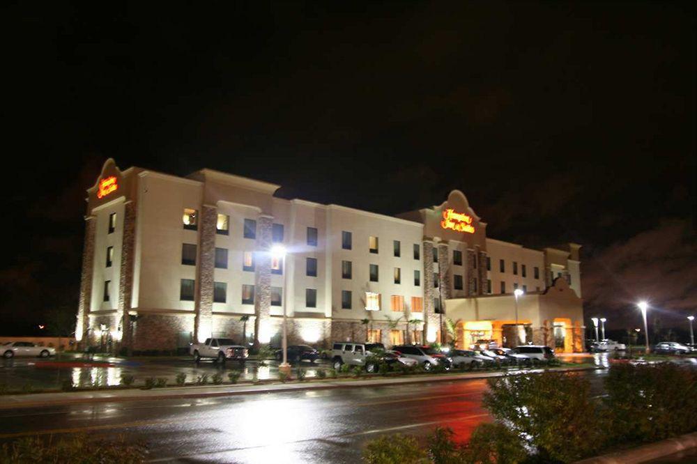 Hampton Inn & Suites Mission Kültér fotó