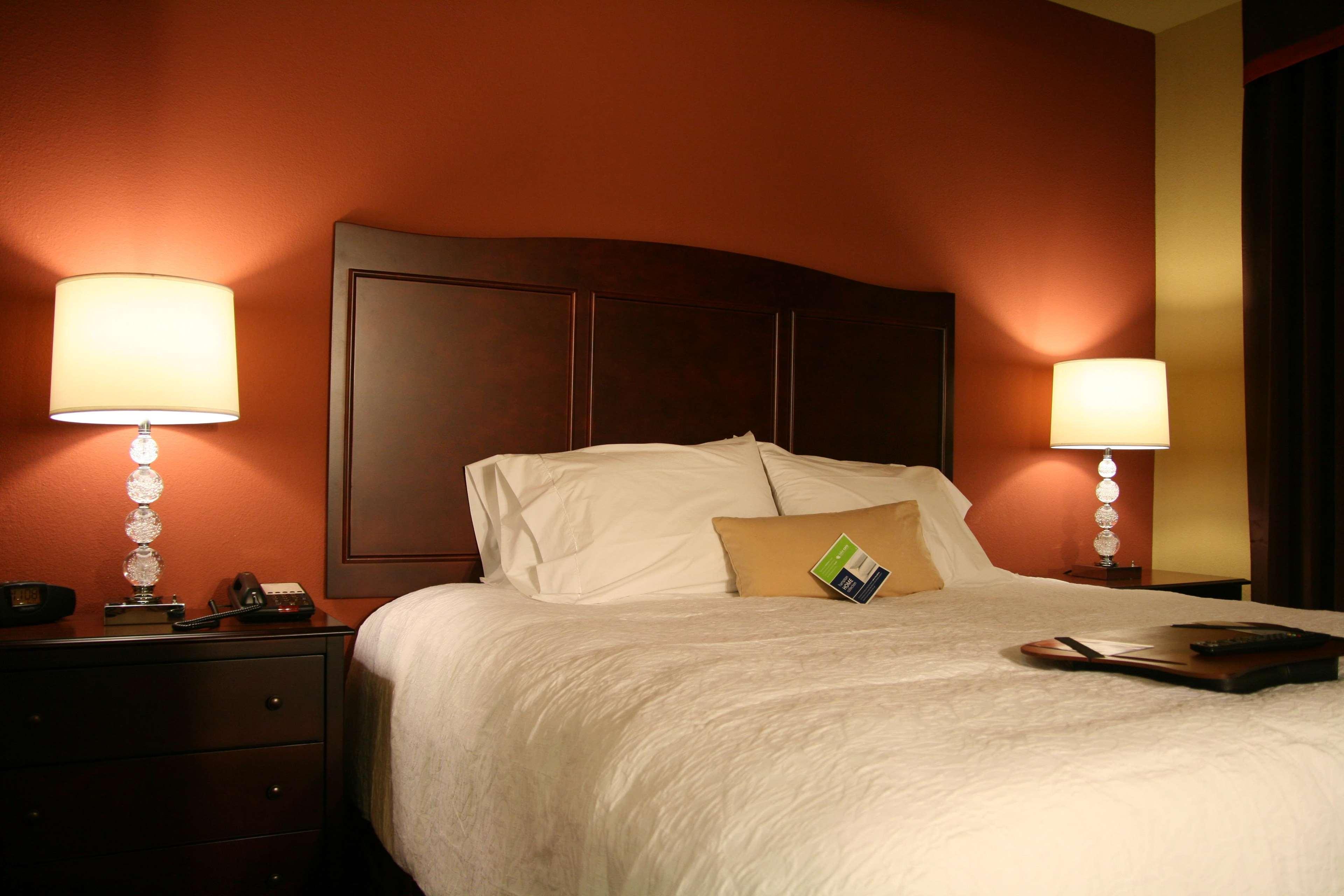 Hampton Inn & Suites Mission Szoba fotó
