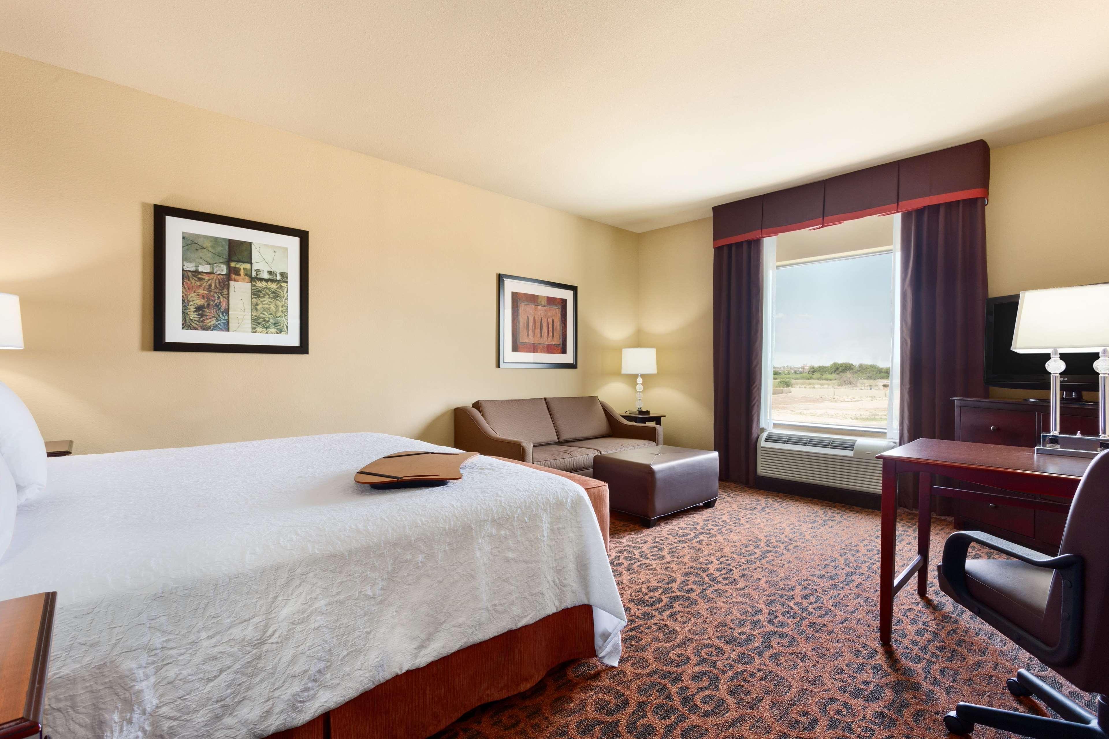 Hampton Inn & Suites Mission Kültér fotó